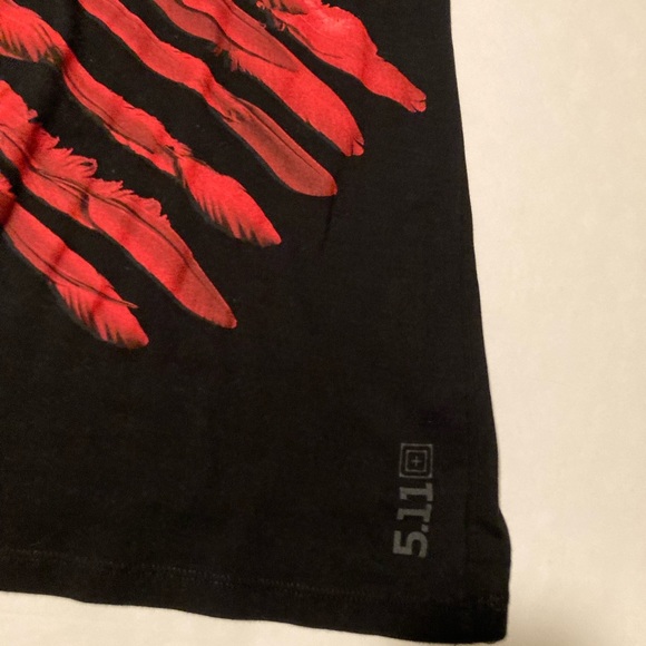 5.11 tactical feather flag tee - Picture 2 of 3